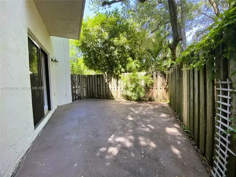 3054 Center Street Miami FL 33133