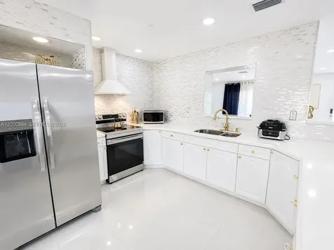 120 S 56th Avenue Hollywood FL 33023