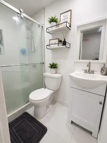 120 S 56th Avenue Hollywood FL 33023