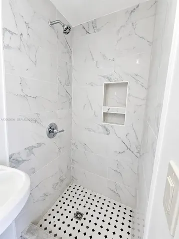 120 S 56th Avenue Hollywood FL 33023