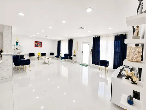 120 S 56th Avenue Hollywood FL 33023