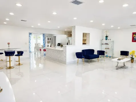120 S 56th Avenue Hollywood FL 33023