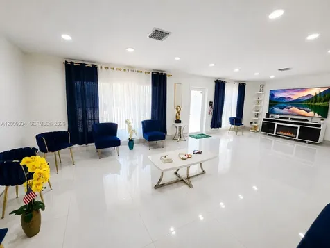 120 S 56th Avenue Hollywood FL 33023