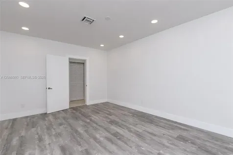 840 NE 182nd Terrace North Miami Beach FL 33162