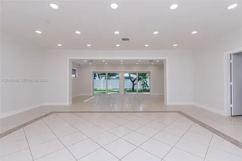 840 NE 182nd Terrace North Miami Beach FL 33162