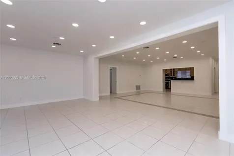 840 NE 182nd Terrace North Miami Beach FL 33162