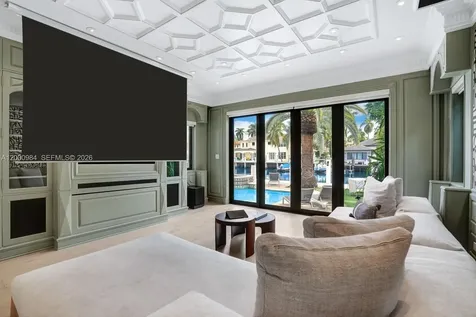 168 Fiesta Way Fort Lauderdale FL 33301