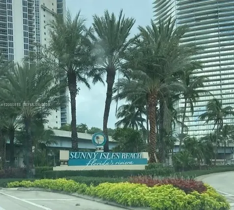 16919 N Bay Road Sunny Isles Beach FL 33160