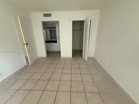 16919 N Bay Road Sunny Isles Beach FL 33160