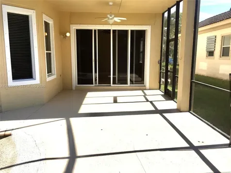 7477 NW 114th Terrace Parkland FL 33076