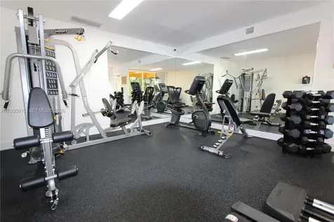 4550 NW 9th Street Miami FL 33126