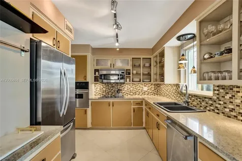 417 NE 29th Street Wilton Manors FL 33334