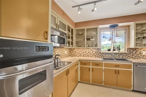 417 NE 29th Street Wilton Manors FL 33334