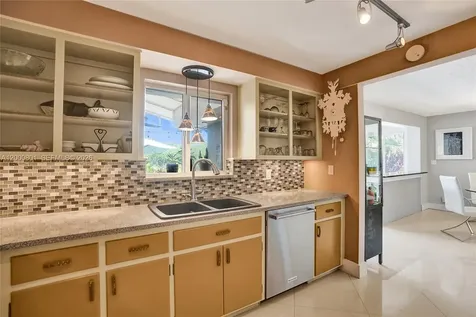 417 NE 29th Street Wilton Manors FL 33334