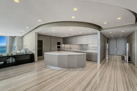 18975 Collins Avenue Sunny Isles Beach FL 33160