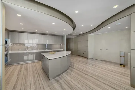 18975 Collins Avenue Sunny Isles Beach FL 33160