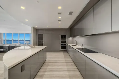 18975 Collins Avenue Sunny Isles Beach FL 33160