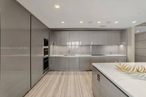 18975 Collins Avenue Sunny Isles Beach FL 33160