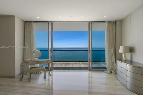 18975 Collins Avenue Sunny Isles Beach FL 33160