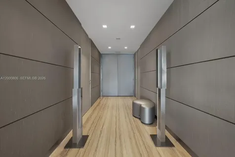 18975 Collins Avenue Sunny Isles Beach FL 33160