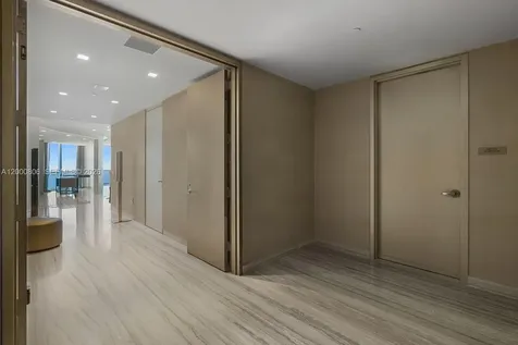 18975 Collins Avenue Sunny Isles Beach FL 33160