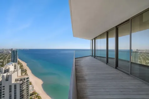 18975 Collins Avenue Sunny Isles Beach FL 33160