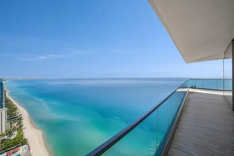 18975 Collins Avenue Sunny Isles Beach FL 33160