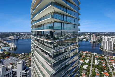 18975 Collins Avenue Sunny Isles Beach FL 33160