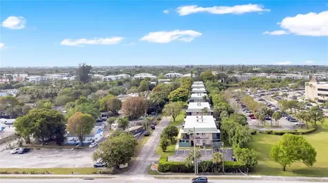1799 Fairview Villas Drive Palm Springs FL 33406
