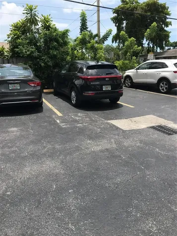 2415 Lincoln Street Hollywood FL 33020