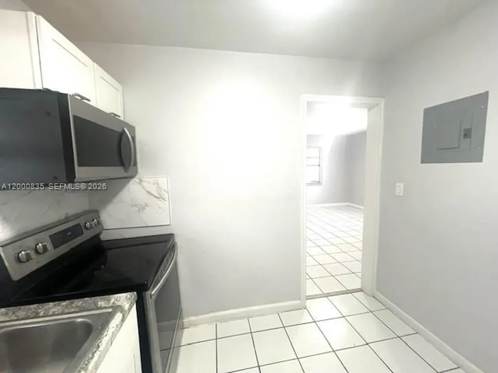 504 N 57th Avenue Hollywood FL 33021