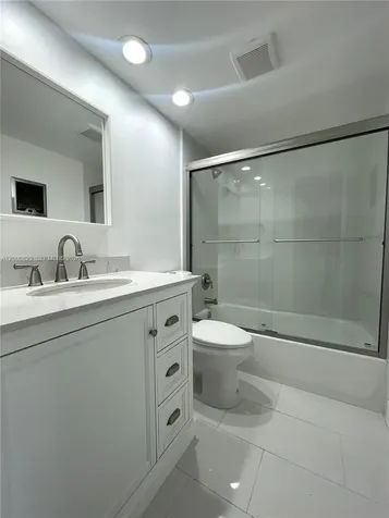 250 Layne Boulevard Hallandale Beach FL 33009