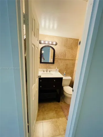 17021 N Bay Road Sunny Isles Beach FL 33160
