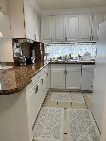 17021 N Bay Road Sunny Isles Beach FL 33160