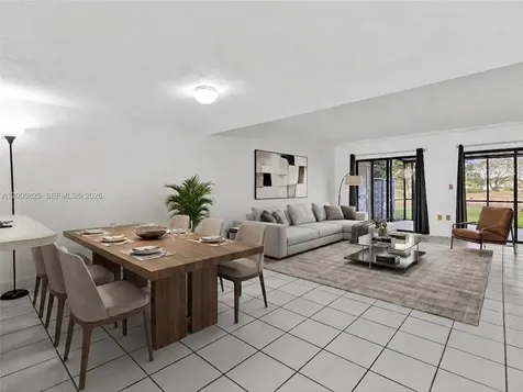 19174 Bobolink Drive Hialeah FL 33015