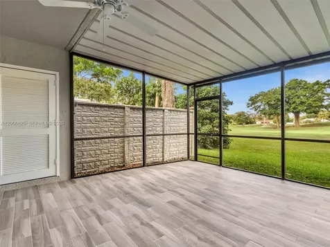 19174 Bobolink Drive Hialeah FL 33015
