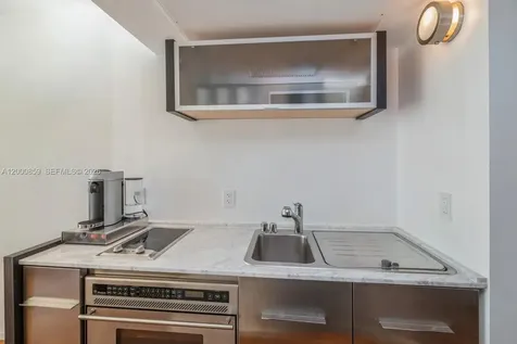 1601 West Avenue Miami Beach FL 33139