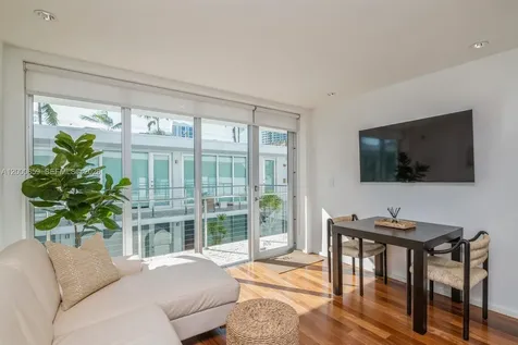 1601 West Avenue Miami Beach FL 33139