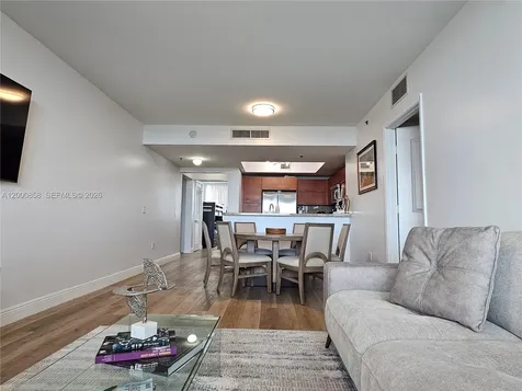 2681 N Flamingo Road Sunrise FL 33323