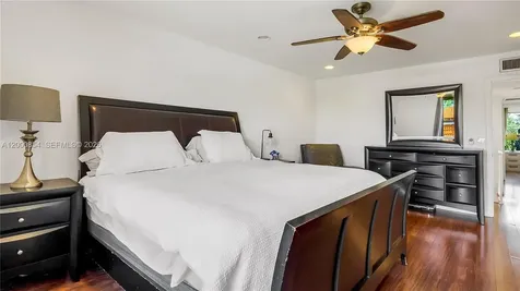1541 NW 92nd Avenue Pembroke Pines FL 33024