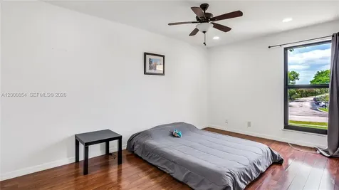 1541 NW 92nd Avenue Pembroke Pines FL 33024