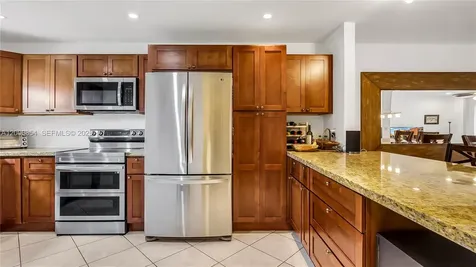 1541 NW 92nd Avenue Pembroke Pines FL 33024
