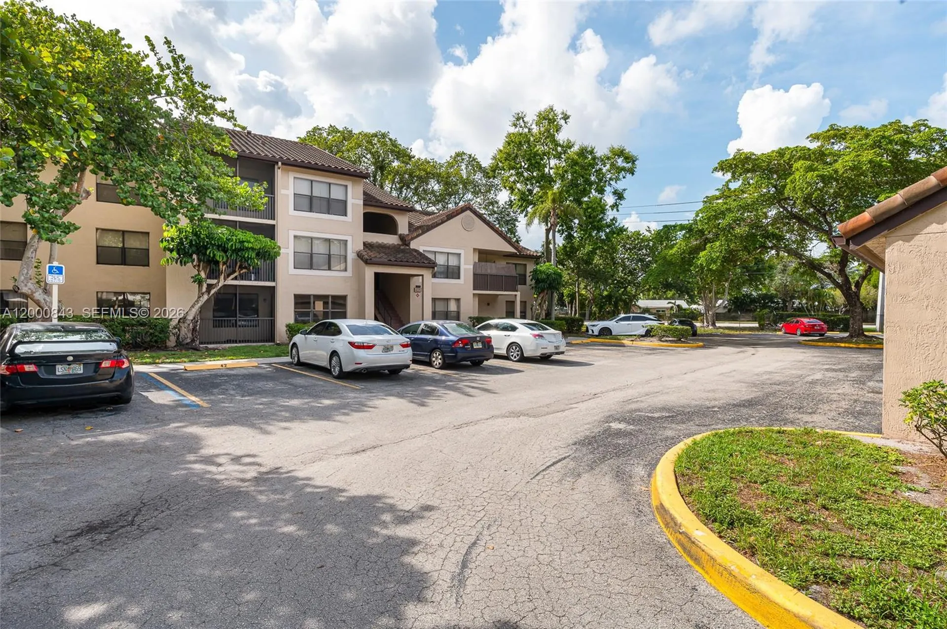 4581 W Mcnab Road Pompano Beach FL 33069