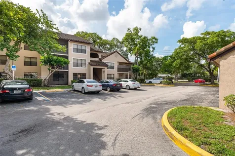 4581 W Mcnab Road Pompano Beach FL 33069