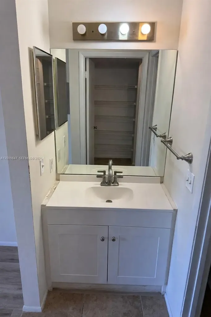 4401 W Mcnab Road Pompano Beach FL 33069