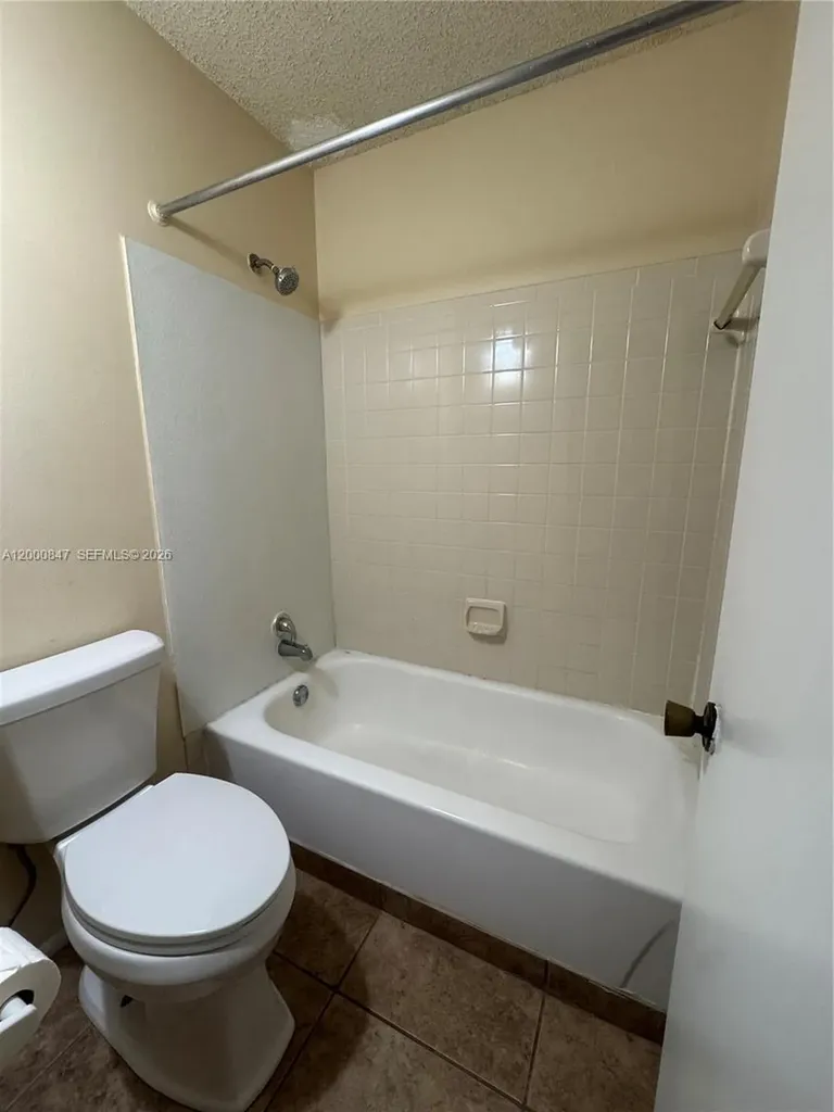 4401 W Mcnab Road Pompano Beach FL 33069