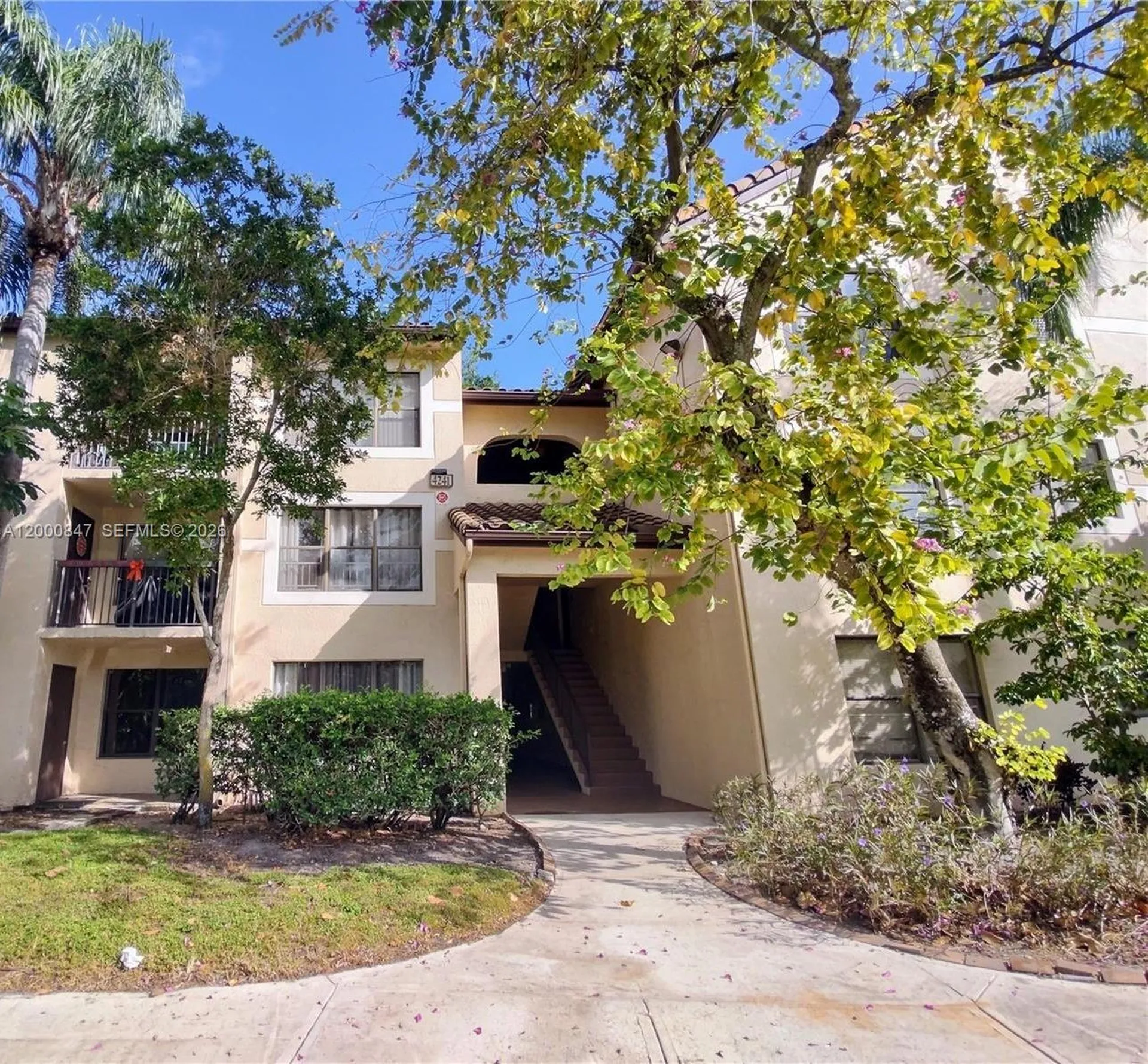 4401 W Mcnab Road Pompano Beach FL 33069