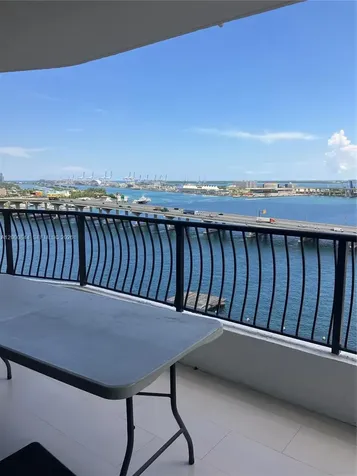 555 NE 15th Street Miami FL 33132