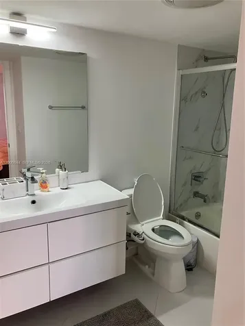 555 NE 15th Street Miami FL 33132