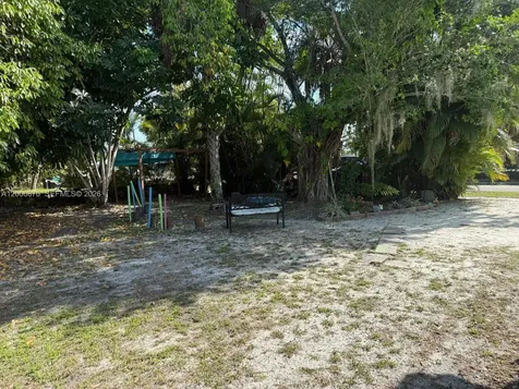 397 Miramar Road Fort Myers FL 33905